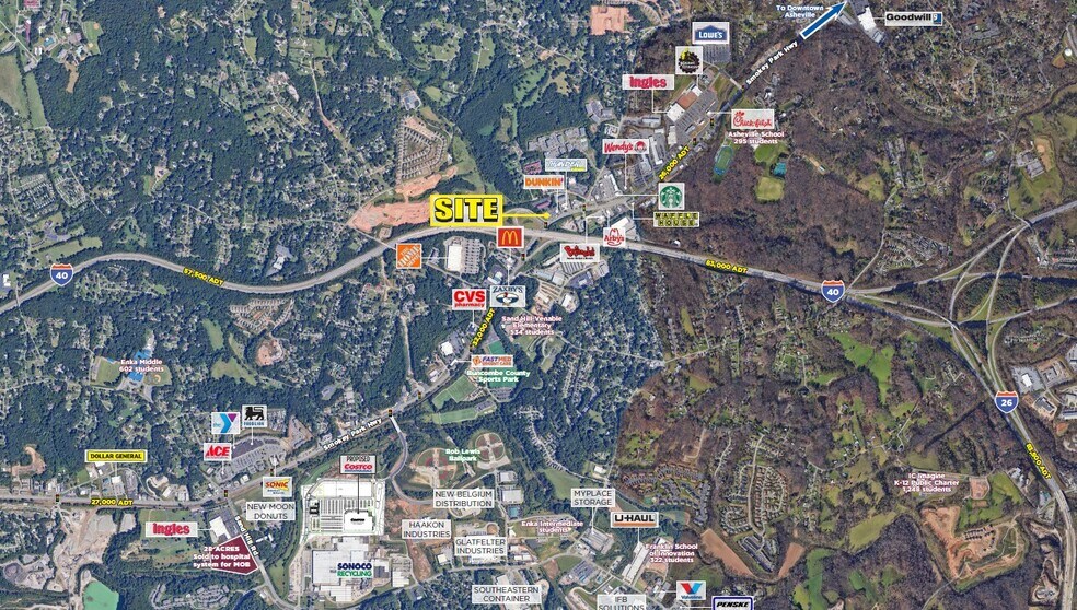 307 Smokey Park Hwy, Asheville, NC à louer - Photo de l’immeuble – Image 2 sur 4