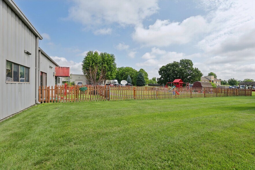 1001 Arboretum Dr, Waunakee, WI à vendre - Photo de l’immeuble – Image 3 sur 4