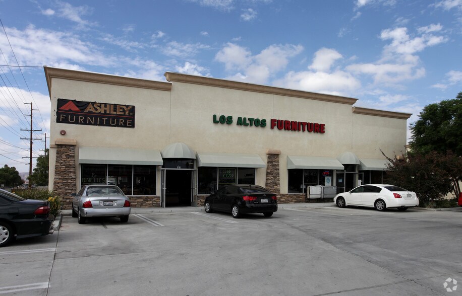 680 S State St, San Jacinto, CA à louer - Photo de l’immeuble – Image 3 sur 3