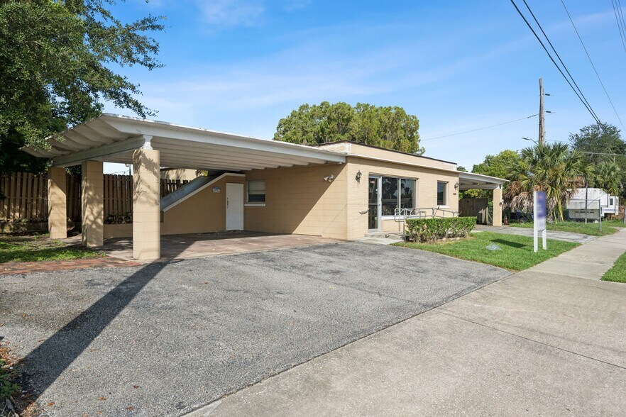 4460 Edgewater Dr, Orlando, FL à louer - Photo de l’immeuble – Image 3 sur 15
