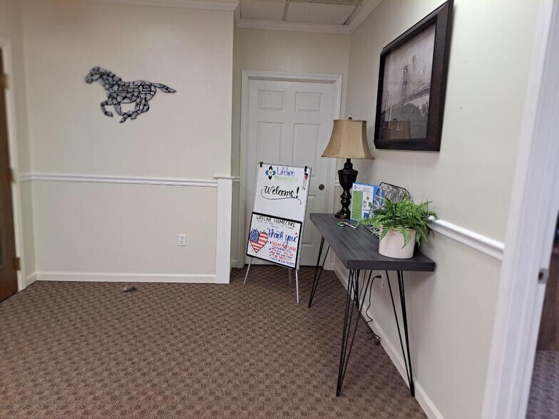 1600 Scottsville Rd, Bowling Green, KY à louer - Photo de l’immeuble – Image 2 sur 12