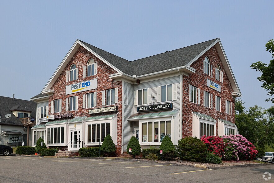 91 Plaistow Rd, Plaistow, NH à louer - Photo principale – Image 1 sur 15