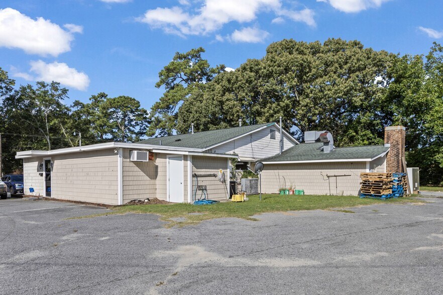 712 River Rd, Washington, NC à louer - Photo de l’immeuble – Image 3 sur 21