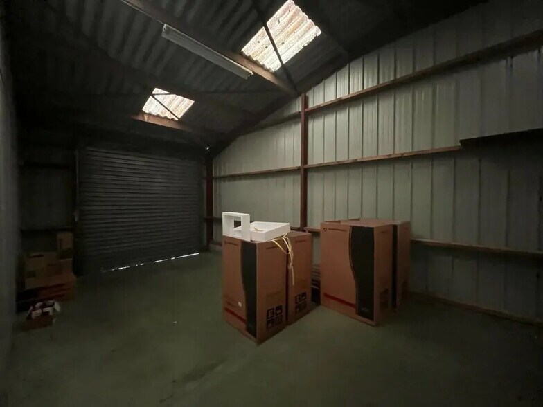 Local d’activités dans Saint-Avé à louer - Photo intérieure – Image 2 sur 3