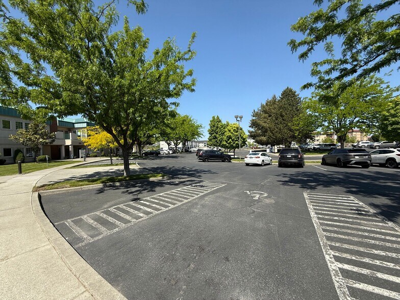 303 Bradley Blvd, Richland, WA à louer - Photo de l’immeuble – Image 3 sur 13