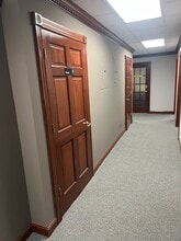 800-806 Stonecreek Pky, Louisville, KY à louer Photo intérieure– Image 2 sur 4