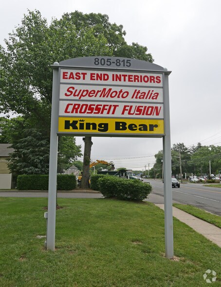 805-815 Middle Country Rd, Saint James, NY à louer - Autre – Image 2 sur 6