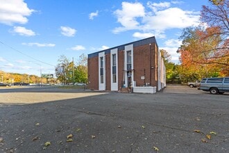 201 Lower Notch Rd, Little Falls, NJ à louer Photo intérieure– Image 1 sur 32