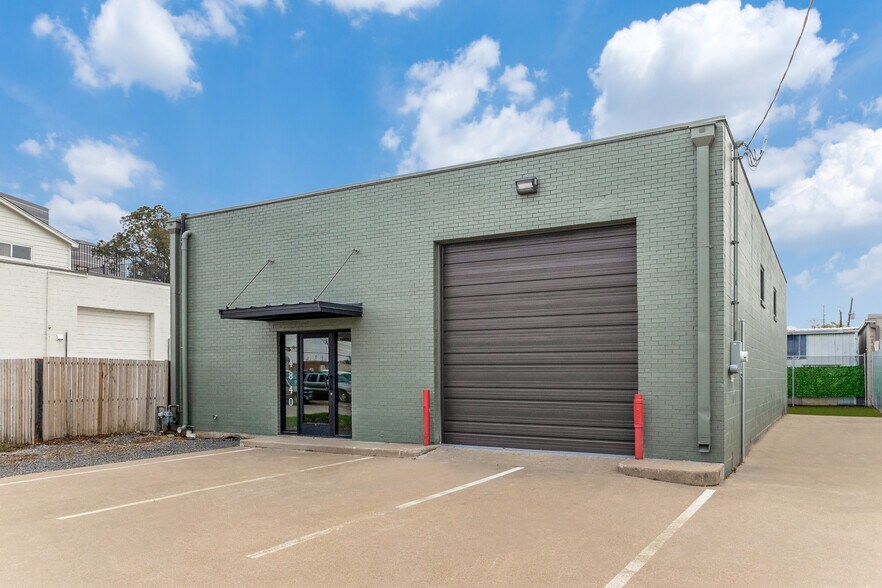 4840 Memphis St, Dallas, TX à vendre - Photo principale – Image 1 sur 18