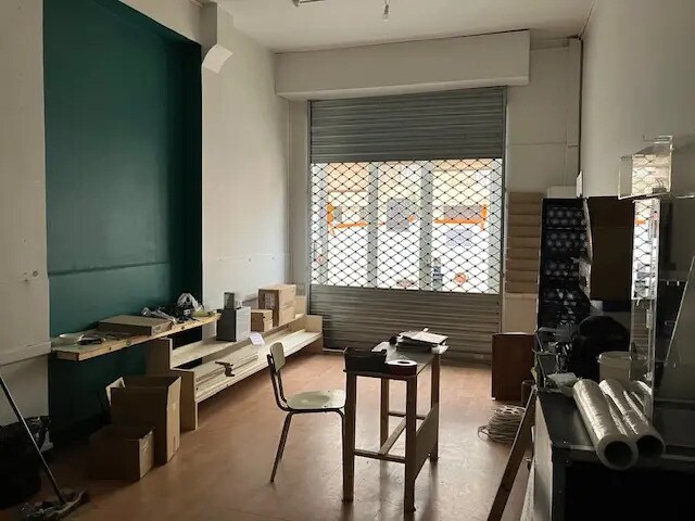 Plus de détails pour Local commercial à louer