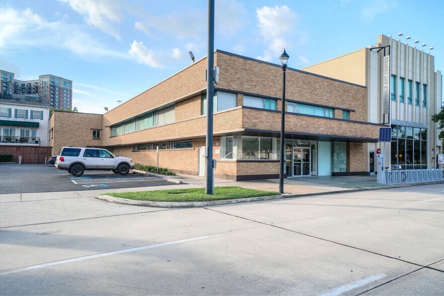 4916 Main St, Houston, TX à louer - Photo de l’immeuble – Image 2 sur 10
