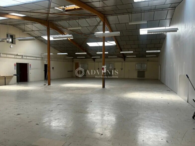 Local d’activités dans Saint-Avertin à louer - Photo intérieure – Image 3 sur 10