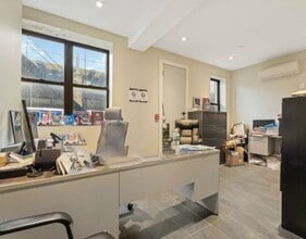 496 Broadway, Brooklyn, NY à louer Photo intérieure– Image 1 sur 9