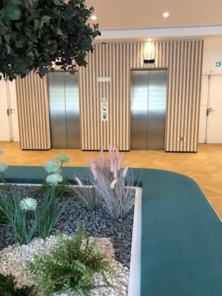 Bureau dans Blagnac à louer - Photo de l’immeuble – Image 1 sur 36