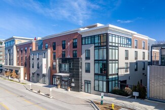 Plus de détails pour 900 New Hampshire St, Lawrence, KS - Local commercial à louer