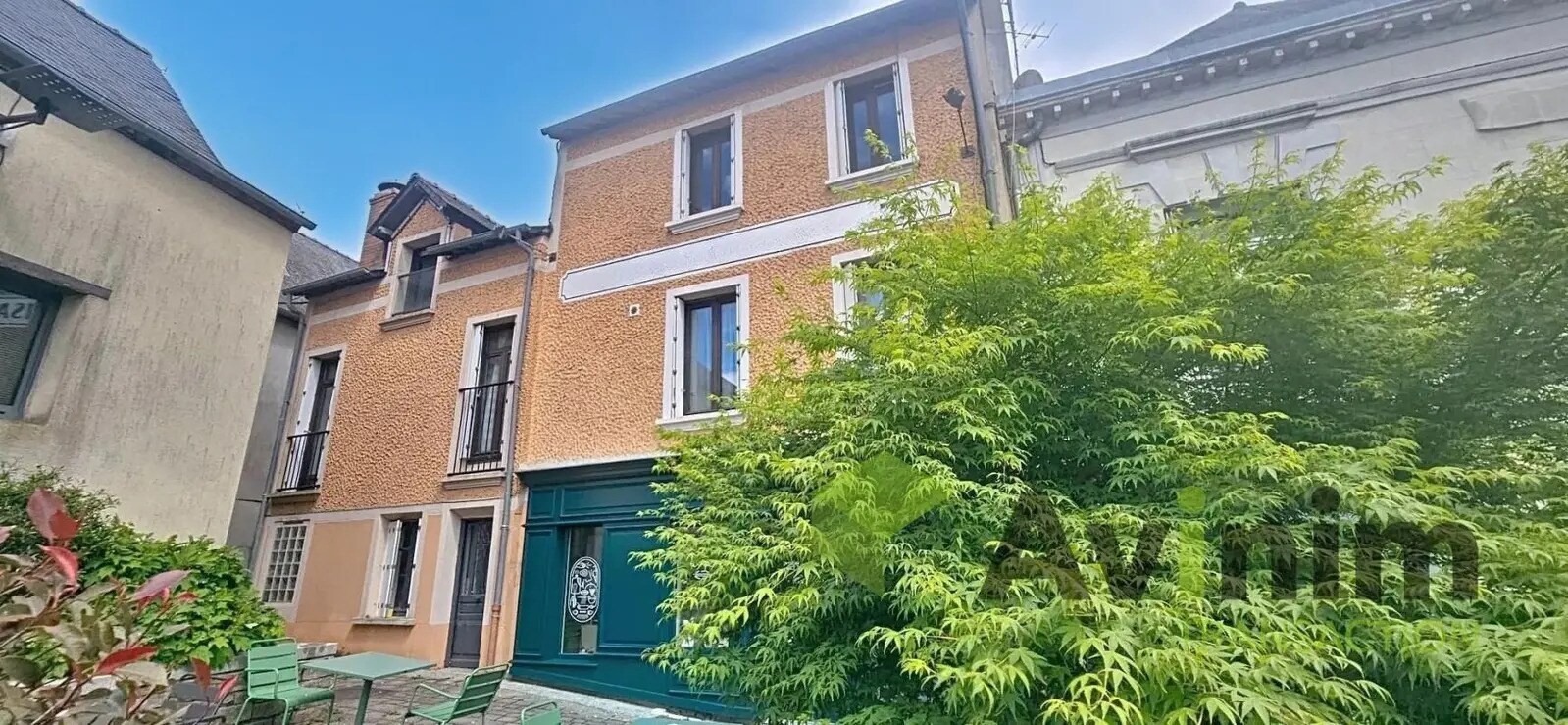 Local commercial dans Bain-de-Bretagne à vendre Photo de l’immeuble– Image 1 sur 3