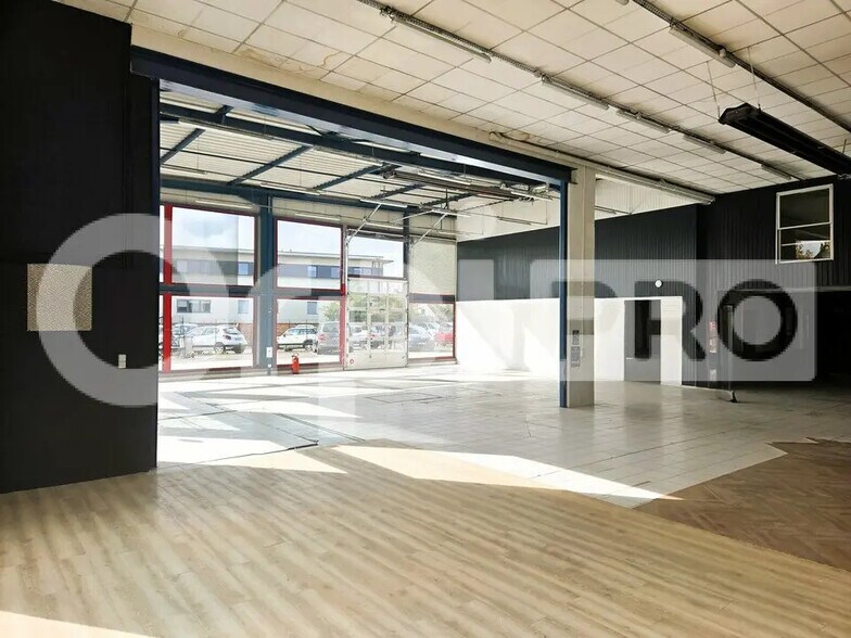 Local d’activités dans Soissons à louer - Photo de l’immeuble – Image 3 sur 9