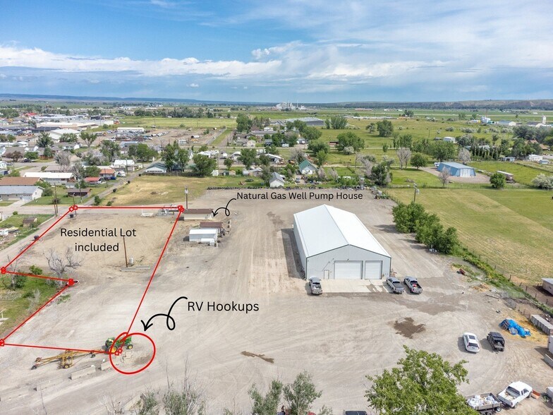 225 5th St E, Hardin, MT à vendre - Aérien – Image 1 sur 9