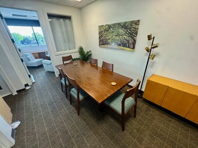 1300 N Holopono St, Kihei, HI à louer - Photo de l’immeuble – Image 2 sur 9