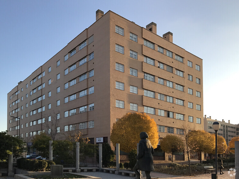 Plaza Mar Egeo, 1, Coslada, Madrid à louer - Photo de l’immeuble – Image 2 sur 2