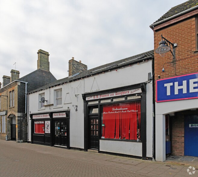 11-13 High Causeway, Whittlesey à vendre - Photo de l’immeuble – Image 2 sur 5