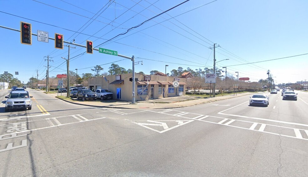 1909-1913 N Ashley St, Valdosta, GA à vendre - Photo de l’immeuble – Image 3 sur 14
