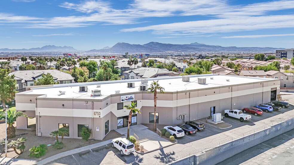 Local commercial dans Las Vegas, NV à vendre - Photo de l’immeuble – Image 1 sur 1
