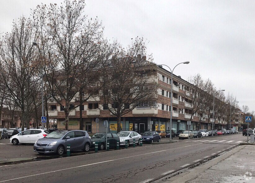 Bureaux/Local commercial dans Talavera de la Reina, Toledo à louer - Photo principale – Image 1 sur 4