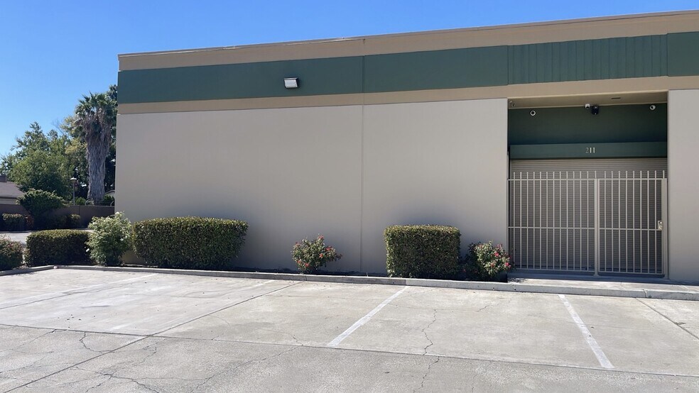 7746 Lorraine Ave, Stockton, CA à louer - Photo de l’immeuble – Image 2 sur 17