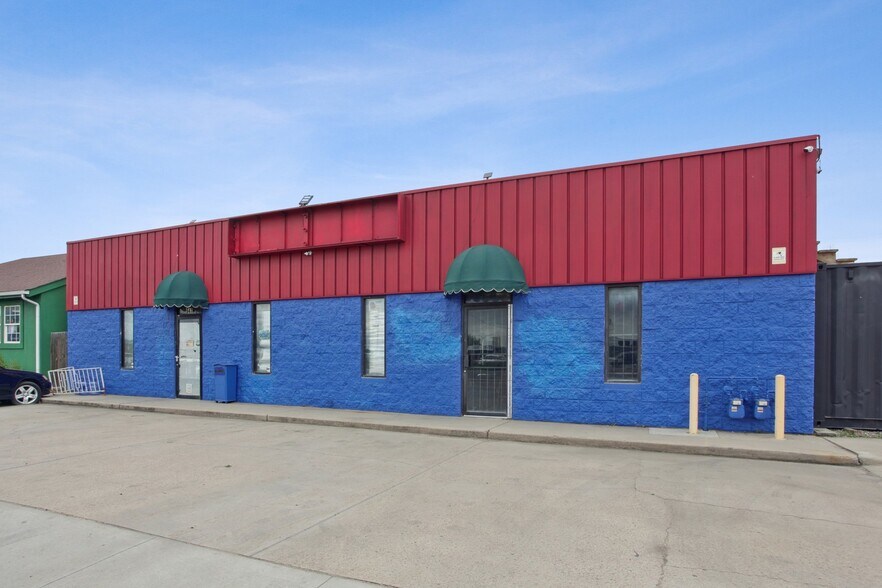 947 Federal Blvd, Denver, CO à vendre - Photo de l’immeuble – Image 2 sur 13