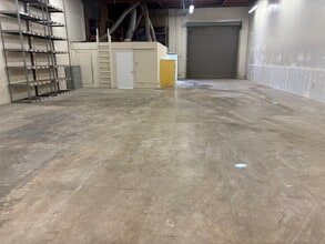 8230 Alpine Ave, Sacramento, CA à louer Photo intérieure– Image 2 sur 3