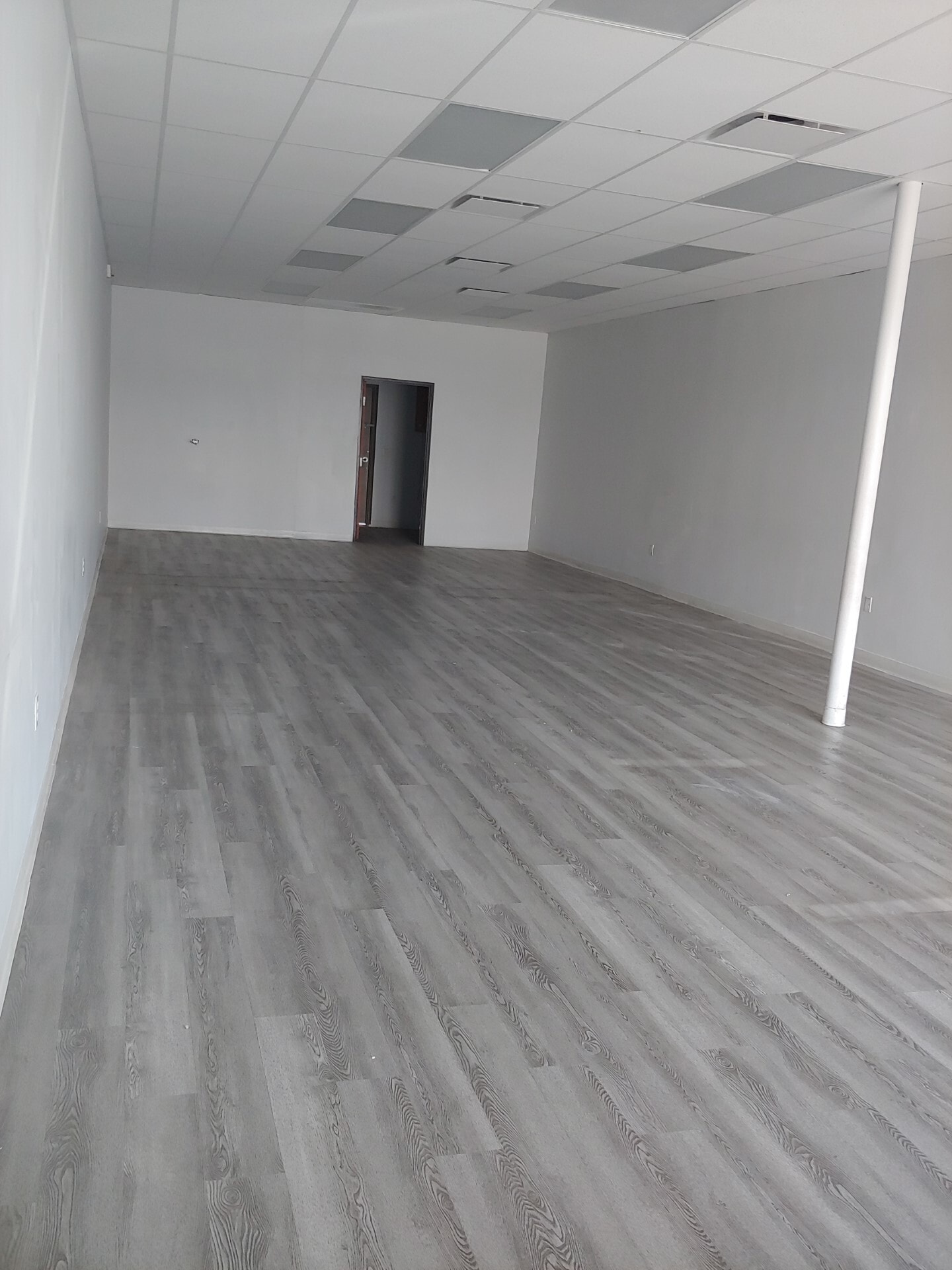 4900-4910 E Tropicana Ave, Las Vegas, NV à louer Photo de l’immeuble– Image 1 sur 2