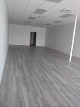 4900-4910 E Tropicana Ave, Las Vegas, NV à louer Photo de l’immeuble– Image 1 sur 2