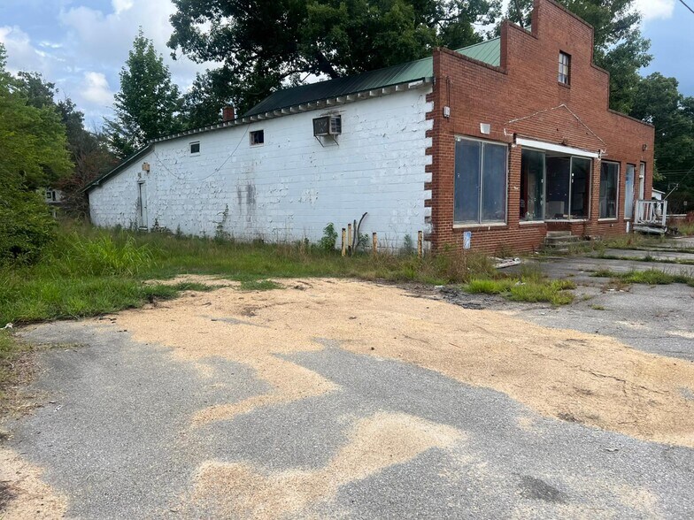 16911 Boydton Plank Rd, Dewitt, VA à vendre - Photo de l’immeuble – Image 2 sur 10