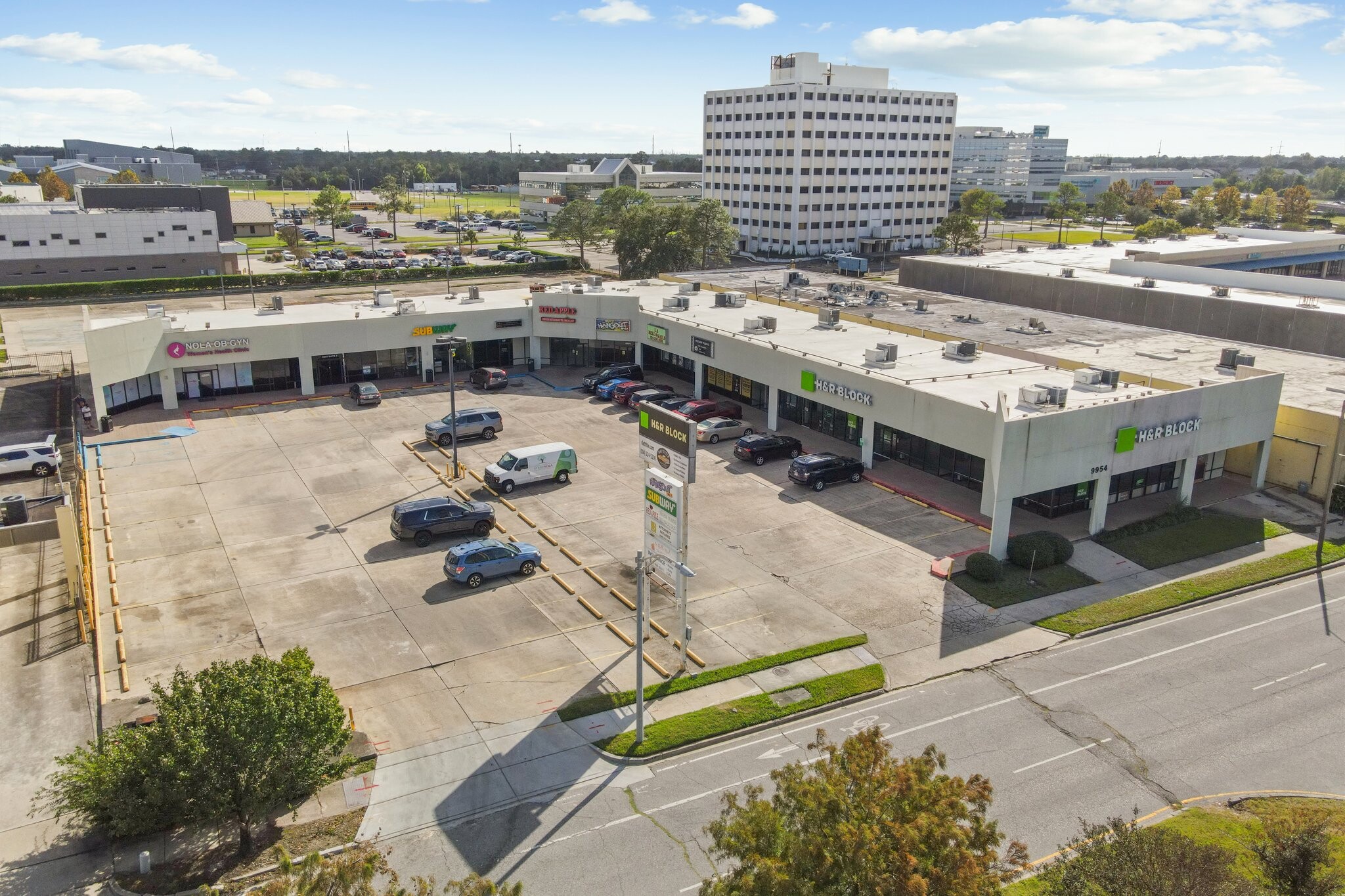 9954 Lake Forest Blvd, New Orleans, LA à vendre Photo de l’immeuble– Image 1 sur 44