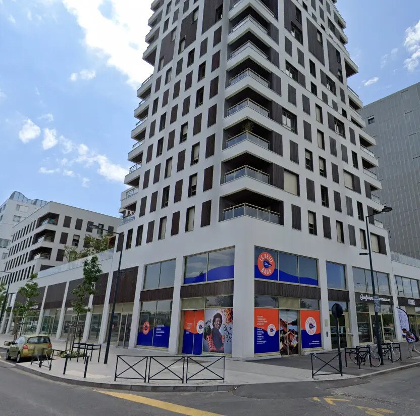 Local commercial dans Rennes à louer Photo de l’immeuble– Image 1 sur 4