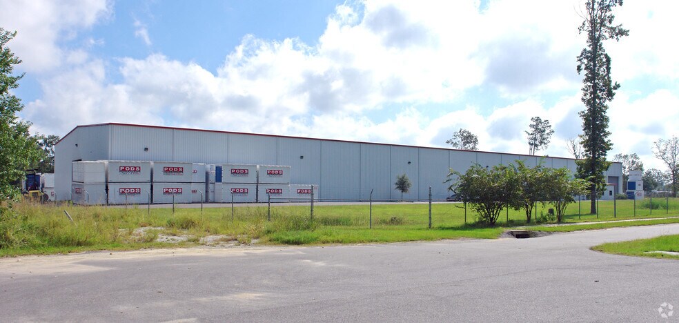 7704 Southrail Rd, North Charleston, SC à louer - Photo principale – Image 1 sur 8