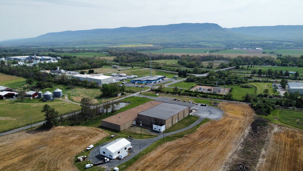 1133 Wissler Rd, Mount Jackson, VA à louer - Photo de l’immeuble – Image 2 sur 10