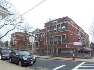 Plus de détails pour 91 Summer St, New Bedford, MA - Spécialisé à vendre