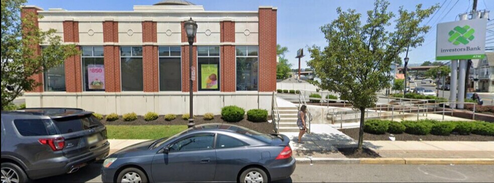 1304 Liberty Ave, Hillside, NJ à vendre - Photo de l’immeuble – Image 2 sur 2