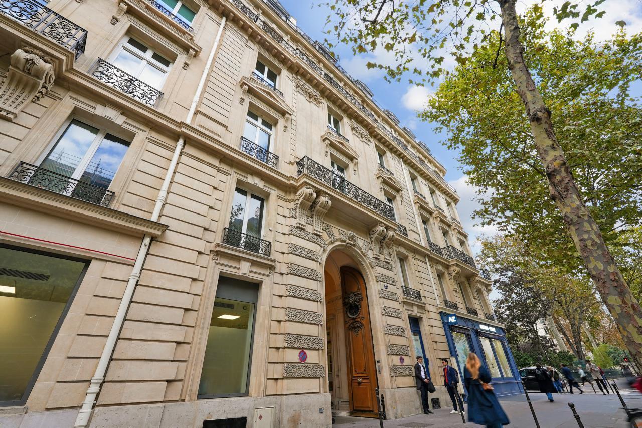 73 Boulevard Haussmann, Paris à louer Photo de l’immeuble– Image 1 sur 27