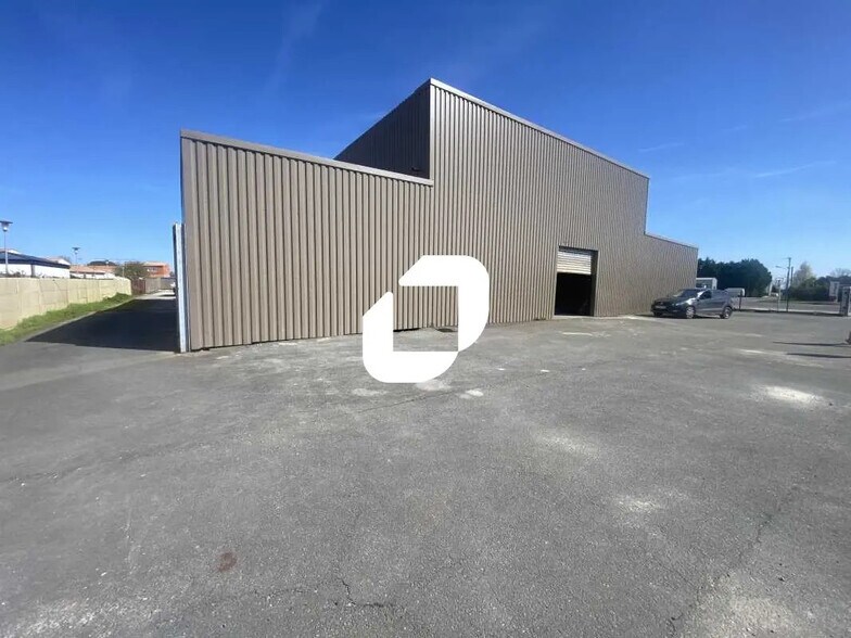 Local d’activités dans Macau à louer - Photo de l’immeuble – Image 1 sur 5