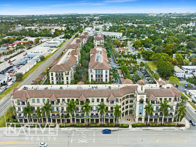 1201 NE 26th St, Wilton Manors, FL à louer - Photo de l’immeuble – Image 3 sur 32