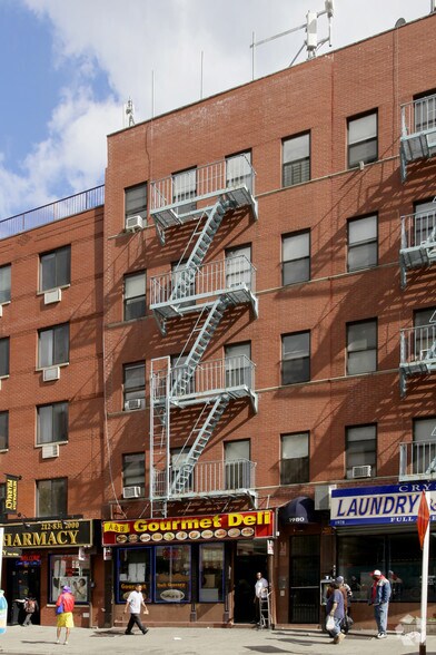 1980 2nd Ave, New York, NY à vendre - Photo principale – Image 1 sur 11