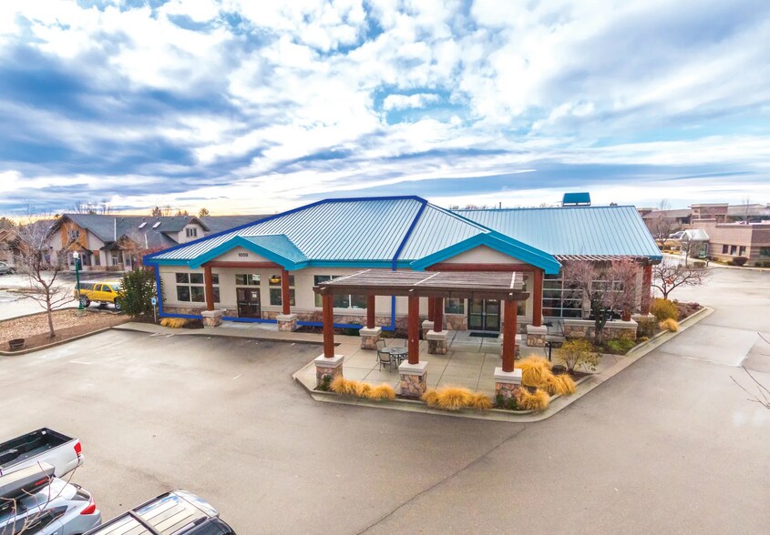 1059 E Iron Eagle Dr, Eagle, ID à louer - Photo de l’immeuble – Image 1 sur 13