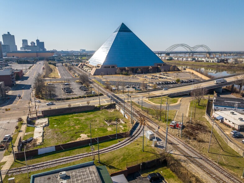 463 N Front St, Memphis, TN à vendre - Photo de l’immeuble – Image 3 sur 15
