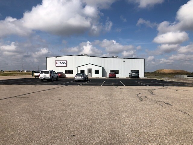 1519 S 2nd Ave, Dodge City, KS à vendre - Photo de l’immeuble – Image 3 sur 8