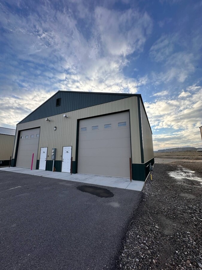 125 S 80th St W, Billings, MT 59106 - Lot UNIT 29B - - Photo intérieure - Image 2 of 4