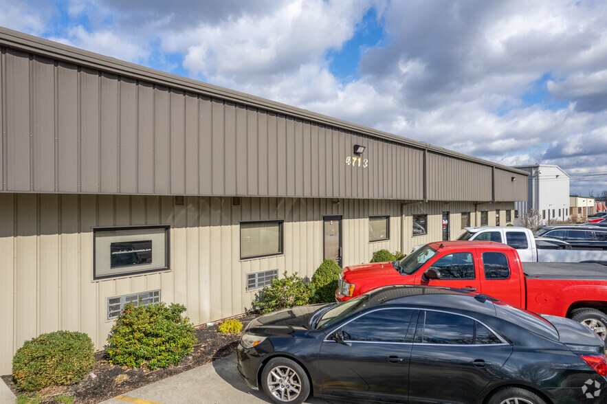 4713 Industry Dr, Fairfield, OH à louer - Photo de l’immeuble – Image 3 sur 4