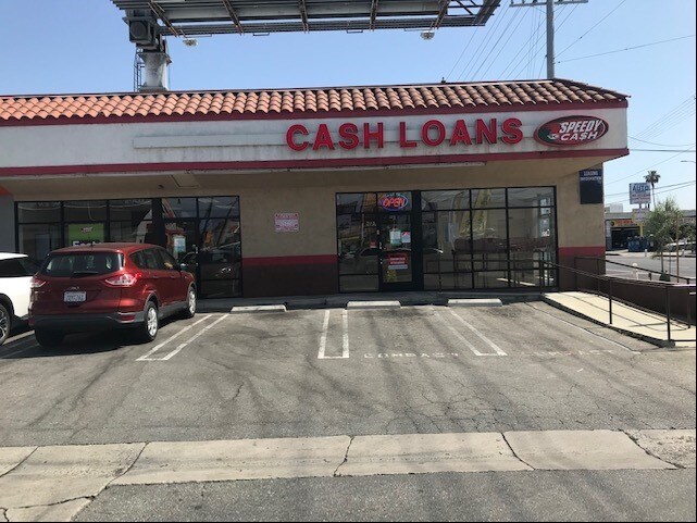 6740 Reseda Blvd, Reseda, CA à louer - Photo de l’immeuble – Image 3 sur 16